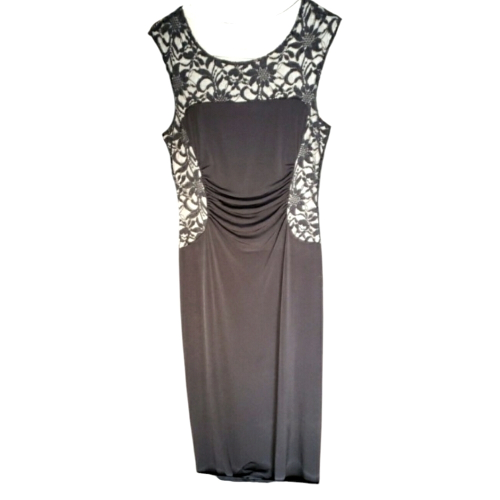 ✨️SALE✨️Black Sleeveless Lace Dress